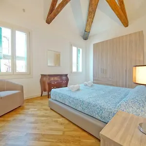 https://dolcevita-n-394.hotelinveneto.com